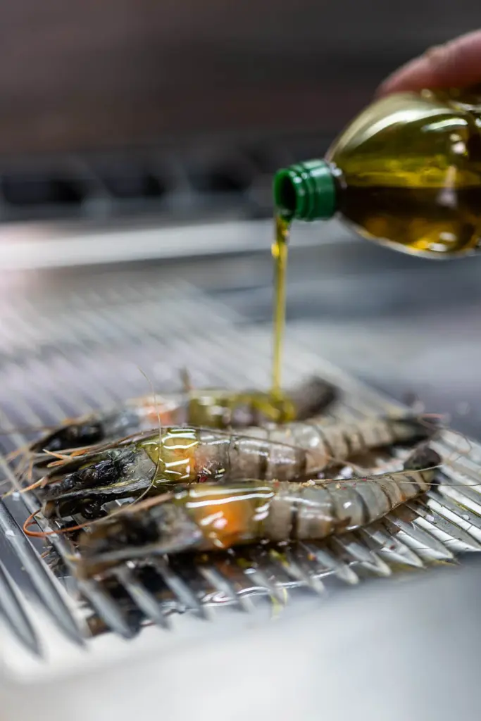 Gambas grillees a l'huile d'olive, specialite mediterraneenne de Casa Caliente